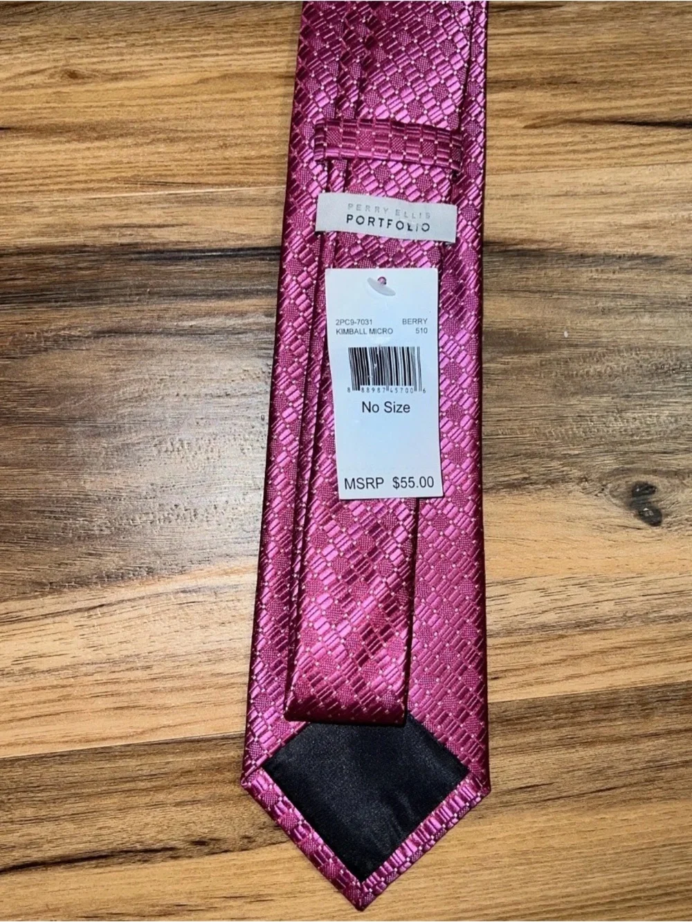 Perry Ellis Men's Kimball Micro-Dot Tie Berry New with Tags- MSRP $55